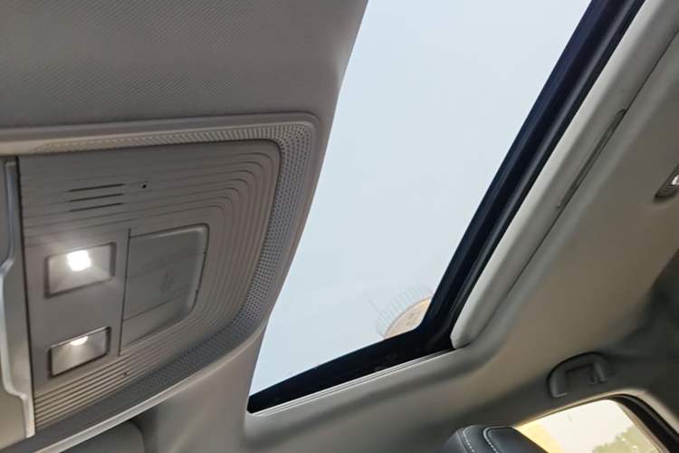 Used BYD Qin Pro New Energy 2019 DM Super Edition 1.5TI Automatic Smart Connect X-Trail Model China VI Standard Headliner