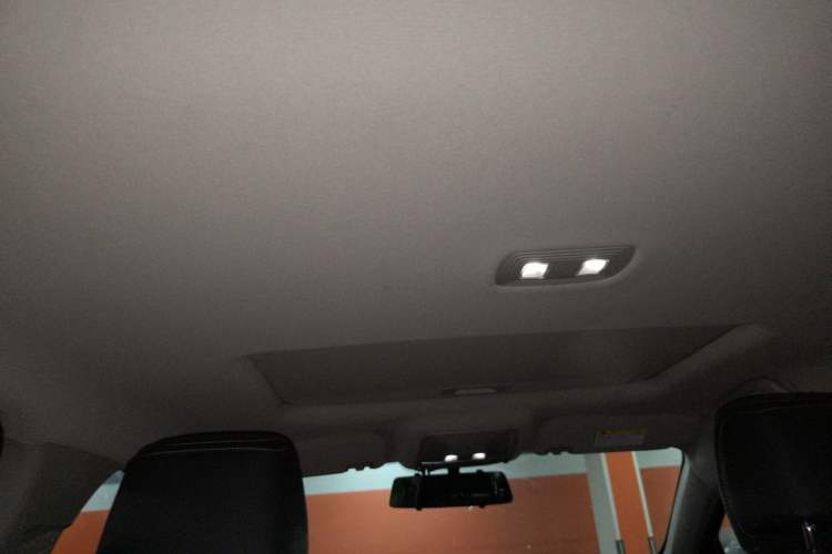 Used BYD Qin Pro New Energy 2019 DM Super Edition 1.5TI Automatic Smart Connect X-Trail Model China VI Standard Headliner
