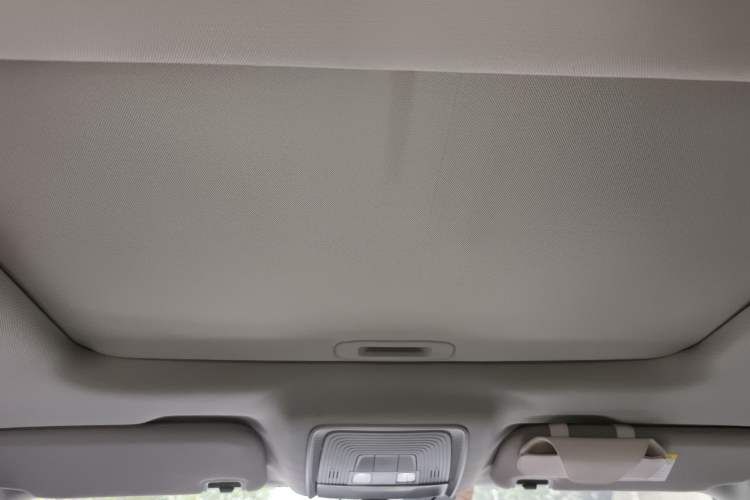 Used BYD Qin Pro New Energy 2019 DM Super Edition 1.5TI Automatic Smart Connect X-Trail Model China V Standard Headliner