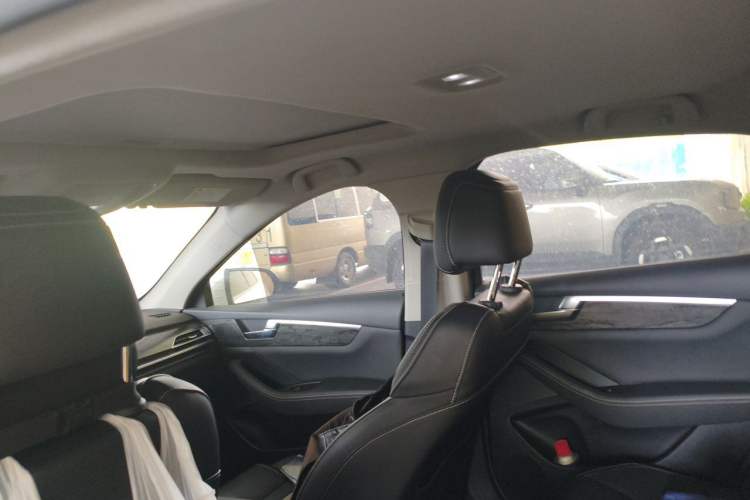 Used BYD Qin Pro New Energy 2019 EV Super Edition High-Power Long-Range Smart-Connected Cutting-Edge Model Headliner