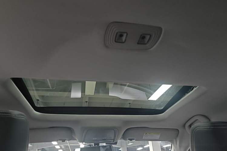 Used BYD Qin Pro New Energy 2019 DM Super Edition 1.5TI Automatic Smart Connect X-Trail Model China VI Standard Headliner