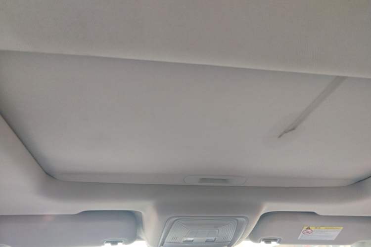 Used BYD Qin Pro New Energy 2019 DM Super Edition 1.5TI Automatic Smart Connect X-Trail Model China V Standard Headliner