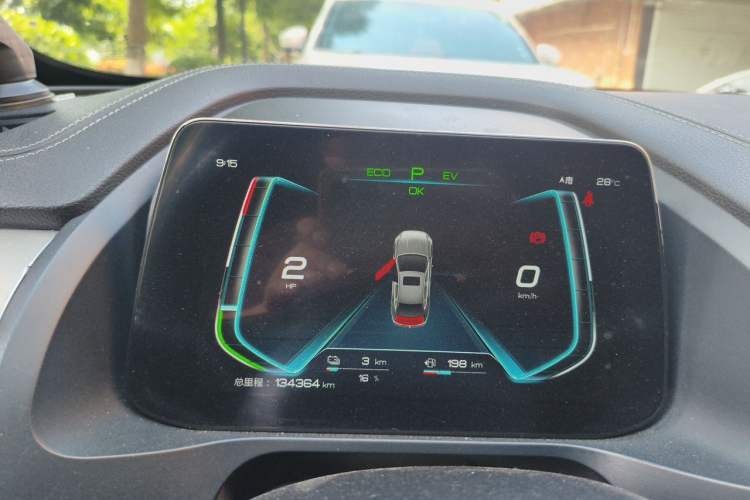 Used BYD Qin Pro New Energy 2019 DM Super Edition 1.5TI Automatic Smart Connect Speedy Model China VI Standard Instrument Cluster