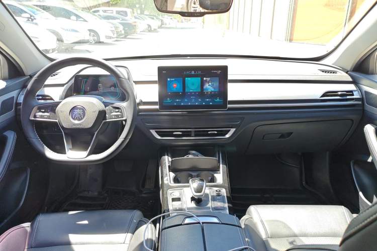 Used BYD Qin Pro New Energy 2019 EV Super Edition Standard Version Smart Connect Leading Style Interior 1