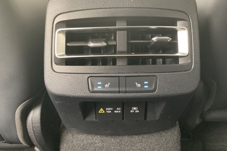 Used BYD Qin Pro New Energy 2019 EV Super Edition High-Power Long-Range Smart-Connected Cutting-Edge Model Interior 10