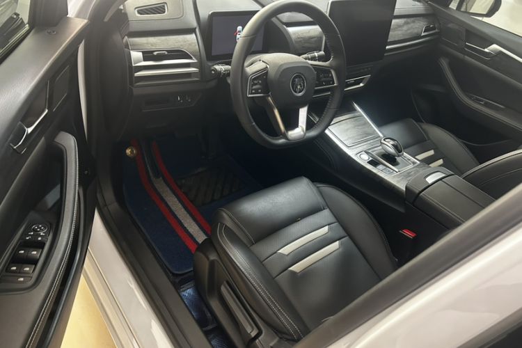 Used BYD Qin Pro New Energy 2019 DM 1.5TI Automatic Navigation Edition Interior 2