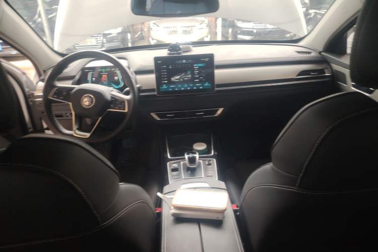 Used BYD Qin Pro New Energy 2019 EV Super Edition Standard Version Smart Connect Leading Style Interior 2