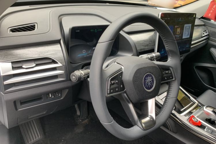 Used BYD Qin Pro New Energy 2019 EV Super Edition High-Power Long-Range Smart-Connected Cutting-Edge Model Interior 2