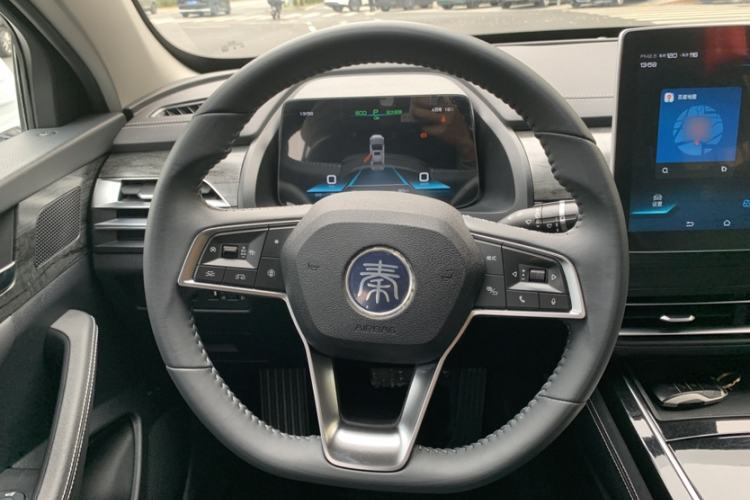 Used BYD Qin Pro New Energy 2019 EV Super Edition High-Power Long-Range Smart-Connected Cutting-Edge Model Interior 3