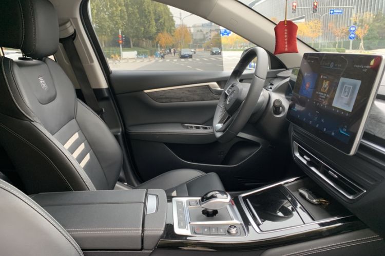 Used BYD Qin Pro New Energy 2019 EV Super Edition High-Power Long-Range Smart-Connected Cutting-Edge Model Interior 9