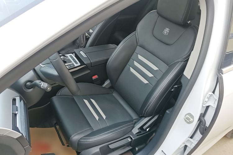 Used BYD Qin Pro New Energy 2019 DM Super Edition 1.5TI Automatic Smart Connect X-Trail Model China VI Standard Left Front Seat