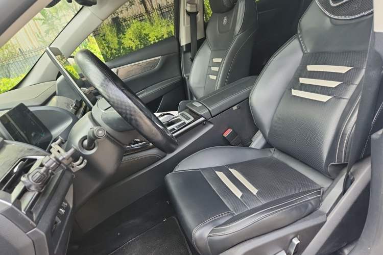Used BYD Qin Pro New Energy 2019 EV Super Edition High-Power Long-Range Smart-Connected Cutting-Edge Model Left Front Seat