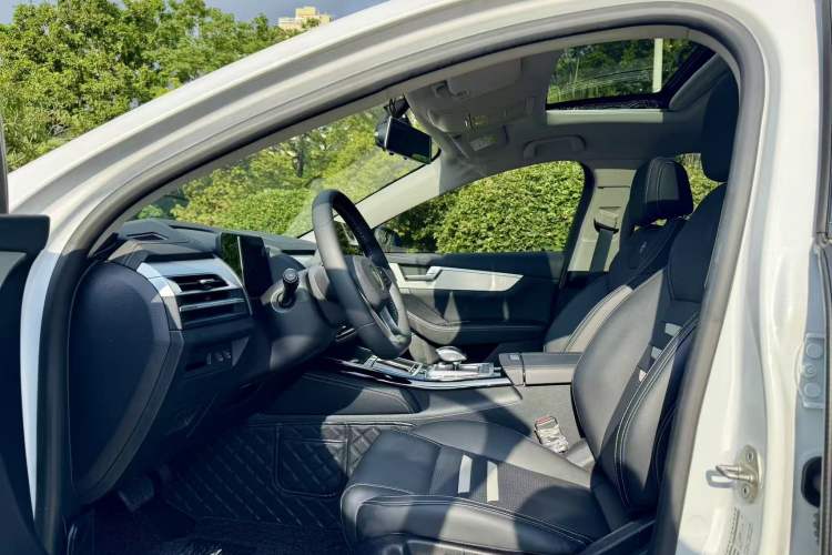 Used BYD Qin Pro New Energy 2019 DM Super Edition 1.5TI Automatic Smart Connect X-Trail Model China VI Standard Left Front Seat