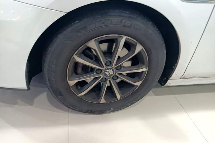 Used BYD Qin Pro New Energy 2019 DM Super Edition 1.5TI Automatic Smart Connect X-Trail Model China VI Standard Left Front Wheel Hub