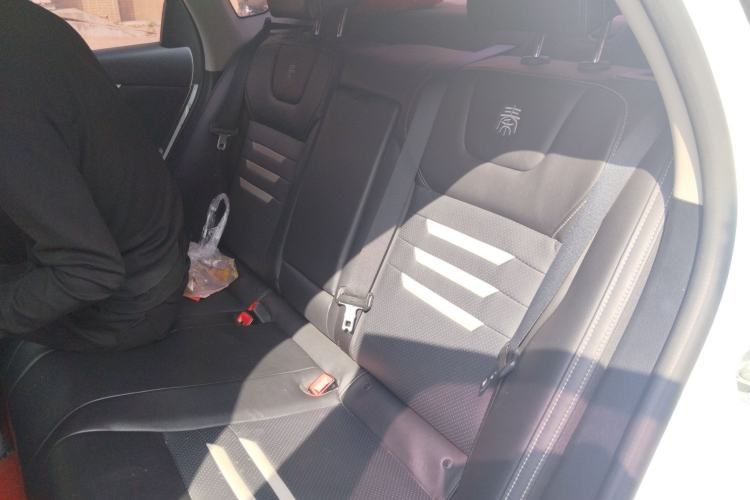Used BYD Qin Pro New Energy 2019 DM Super Edition 1.5TI Automatic Smart Connect X-Trail Model China V Standard Left Rear Seat