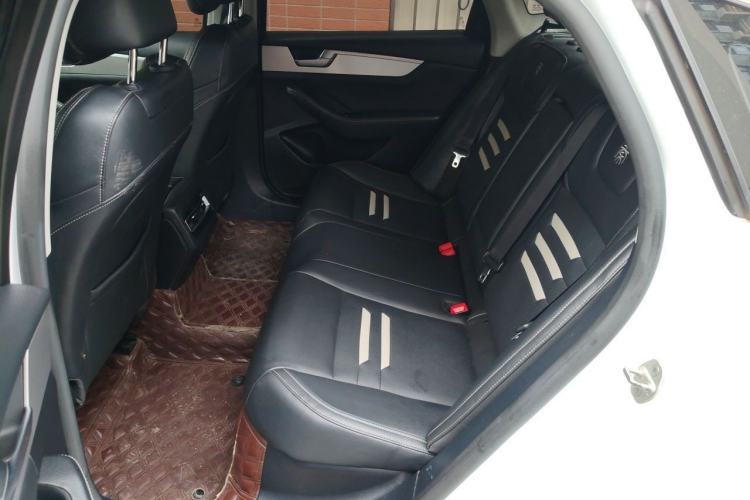 Used BYD Qin Pro New Energy 2019 DM Super Edition 1.5TI Automatic Smart Connect X-Trail Model China VI Standard Left Rear Seat