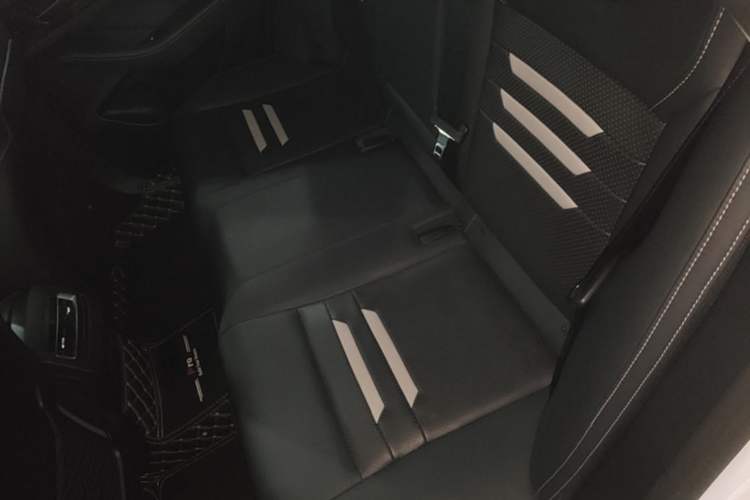 Used BYD Qin Pro New Energy 2019 EV Super Edition High-Power Smart Connect Luxurious Model Left Rear Seat