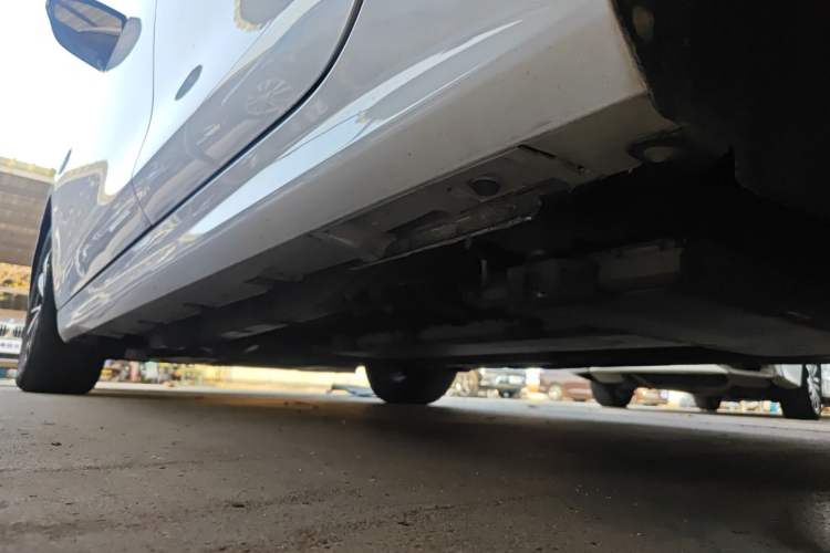 Used BYD Qin Pro New Energy 2019 DM 1.5TI Automatic Navigation Edition Left Side Sill