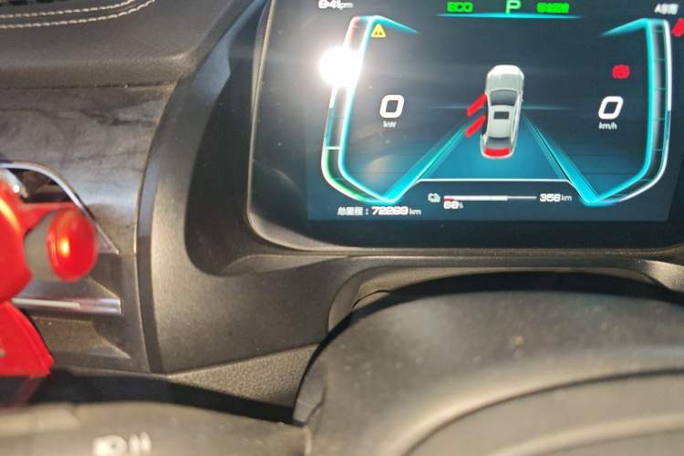 Used BYD Qin Pro New Energy 2019 EV Super Edition High-Power Long-Range Smart-Connected Leading Model Odometer Close Up
