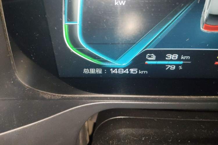 Used BYD Qin Pro New Energy 2019 DM Super Edition 1.5TI Automatic Smart Connect Speedy Model China VI Standard Odometer Close Up