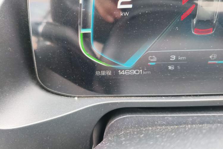 Used BYD Qin Pro New Energy 2019 DM Super Edition 1.5TI Automatic Smart Connect X-Trail Model China VI Standard Odometer Close Up