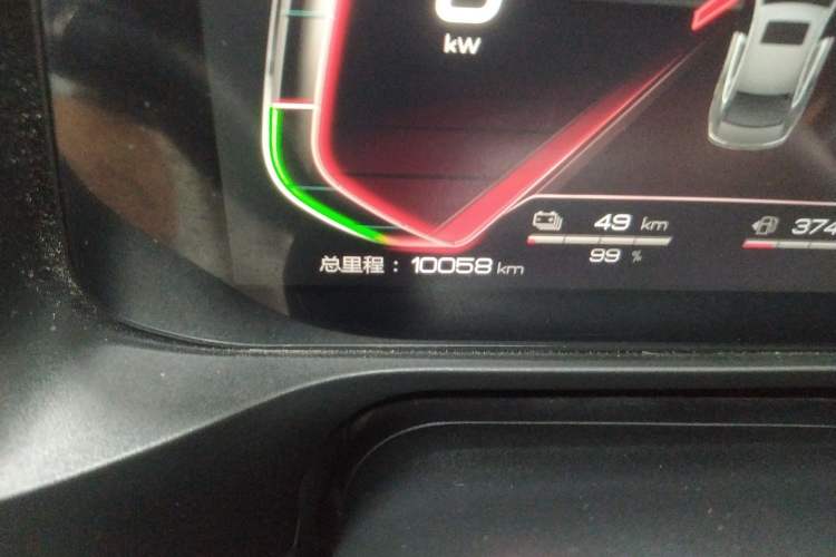 Used BYD Qin Pro New Energy 2019 DM Super Edition 1.5TI Automatic Smart Connect Speedy Model China VI Standard Odometer Close Up