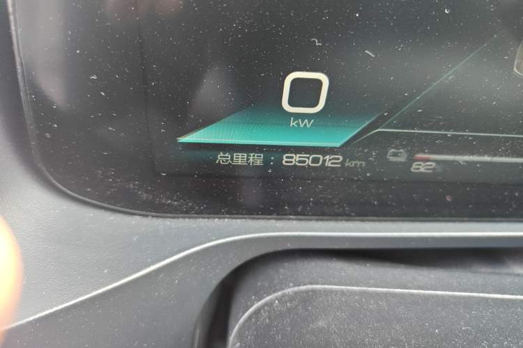 Used BYD Qin Pro New Energy 2019 EV Super Edition High-Power Long-Range Smart-Connected Cutting-Edge Model Odometer Close Up