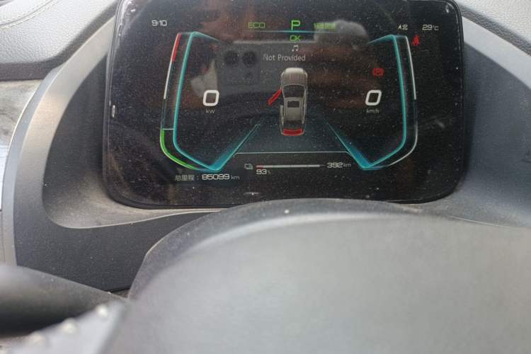 Used BYD Qin Pro New Energy 2019 EV Super Edition High-Power Smart Connect Luxurious Model Odometer Close Up