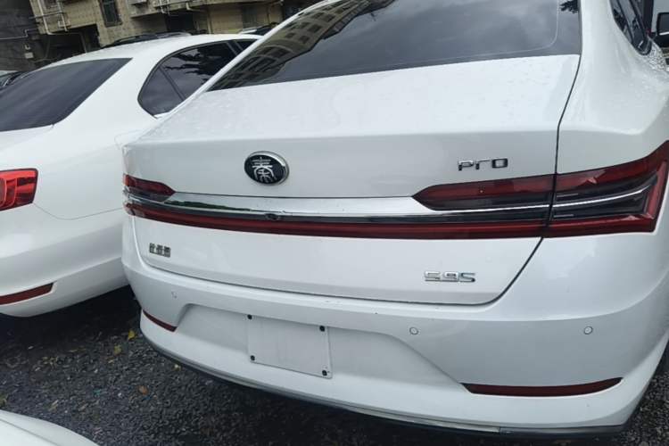 Used BYD Qin Pro New Energy 2019 DM Super Edition 1.5TI Automatic Smart Connect X-Trail Model China VI Standard Rear