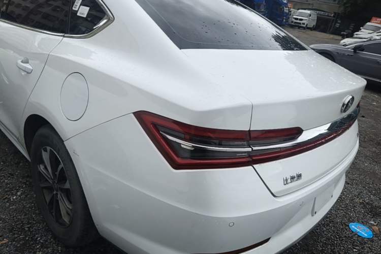 Used BYD Qin Pro New Energy 2019 DM Super Edition 1.5TI Automatic Smart Connect X-Trail Model China VI Standard Rear Left 45 Deg