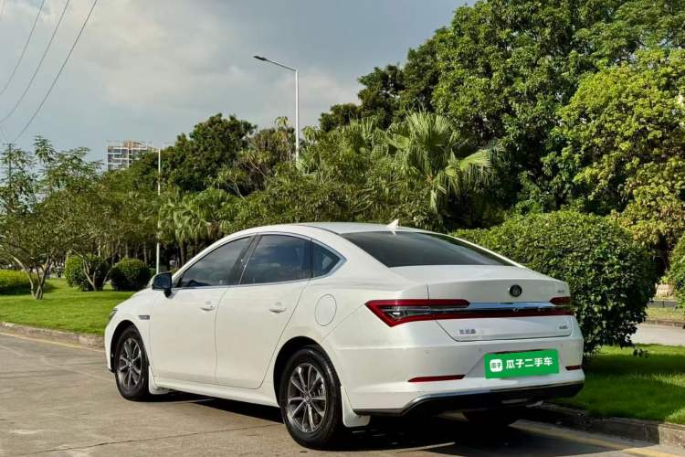 Used BYD Qin Pro New Energy 2019 DM Super Edition 1.5TI Automatic Smart Connect X-Trail Model China VI Standard Rear Left 45 Deg