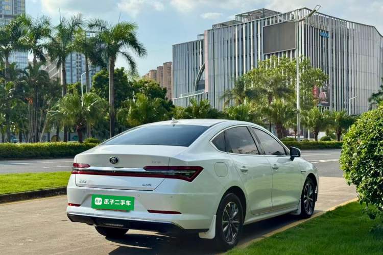 Used BYD Qin Pro New Energy 2019 DM Super Edition 1.5TI Automatic Smart Connect X-Trail Model China VI Standard Rear Right 45 Deg