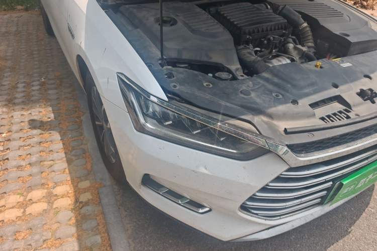 Used BYD Qin Pro New Energy 2019 DM 1.5TI Automatic Navigation Edition Right Front Headlight