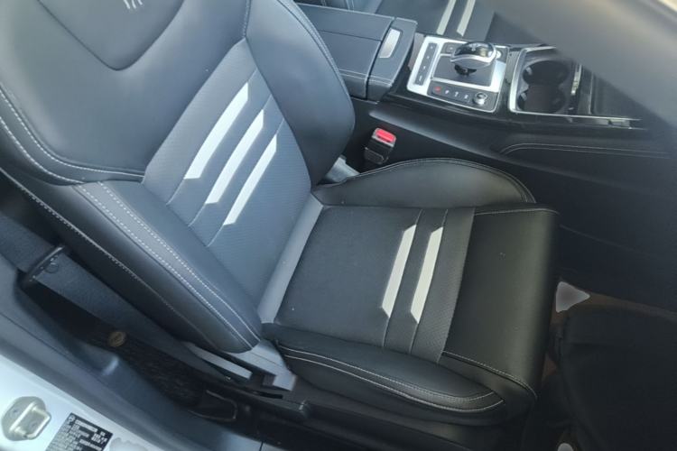 Used BYD Qin Pro New Energy 2019 DM Super Edition 1.5TI Automatic Smart Connect X-Trail Model China VI Standard Right Front Seat