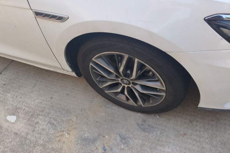 Used BYD Qin Pro New Energy 2019 DM Super Edition 1.5TI Automatic Smart Connect Speedy Model China VI Standard Right Front Wheel Hub