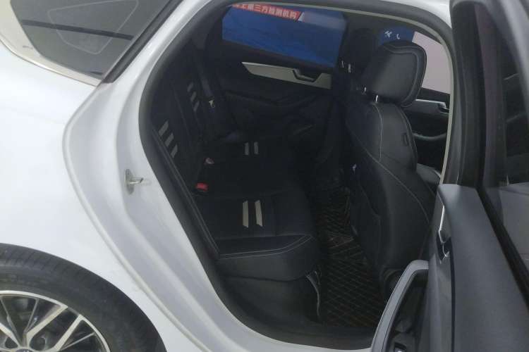 Used BYD Qin Pro New Energy 2019 DM Super Edition 1.5TI Automatic Smart Connect Speedy Model China VI Standard Right Rear Seat