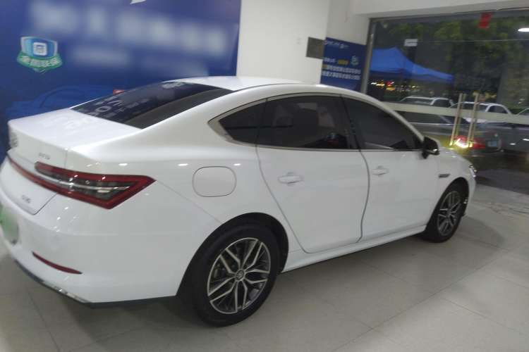 Used BYD Qin Pro New Energy 2019 DM Super Edition 1.5TI Automatic Smart Connect Speedy Model China VI Standard Right Side
