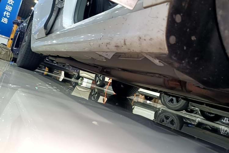 Used BYD Qin Pro New Energy 2019 DM Super Edition 1.5TI Automatic Smart Connect X-Trail Model China VI Standard Right Side Sill