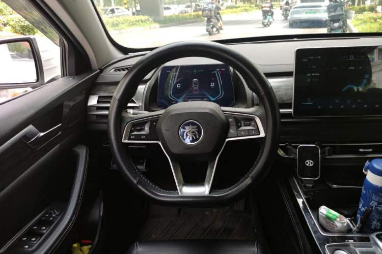 Used BYD Qin Pro New Energy 2019 EV Super Edition High-Power Smart Connect Leading Model Steering Wheel
