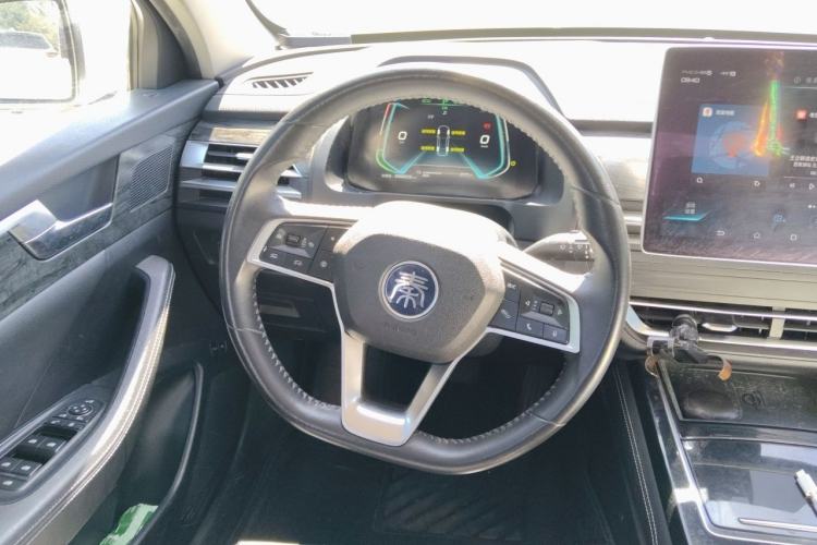 Used BYD Qin Pro New Energy 2019 EV Super Edition High-Power Long-Range Smart-Connected Cutting-Edge Model Steering Wheel