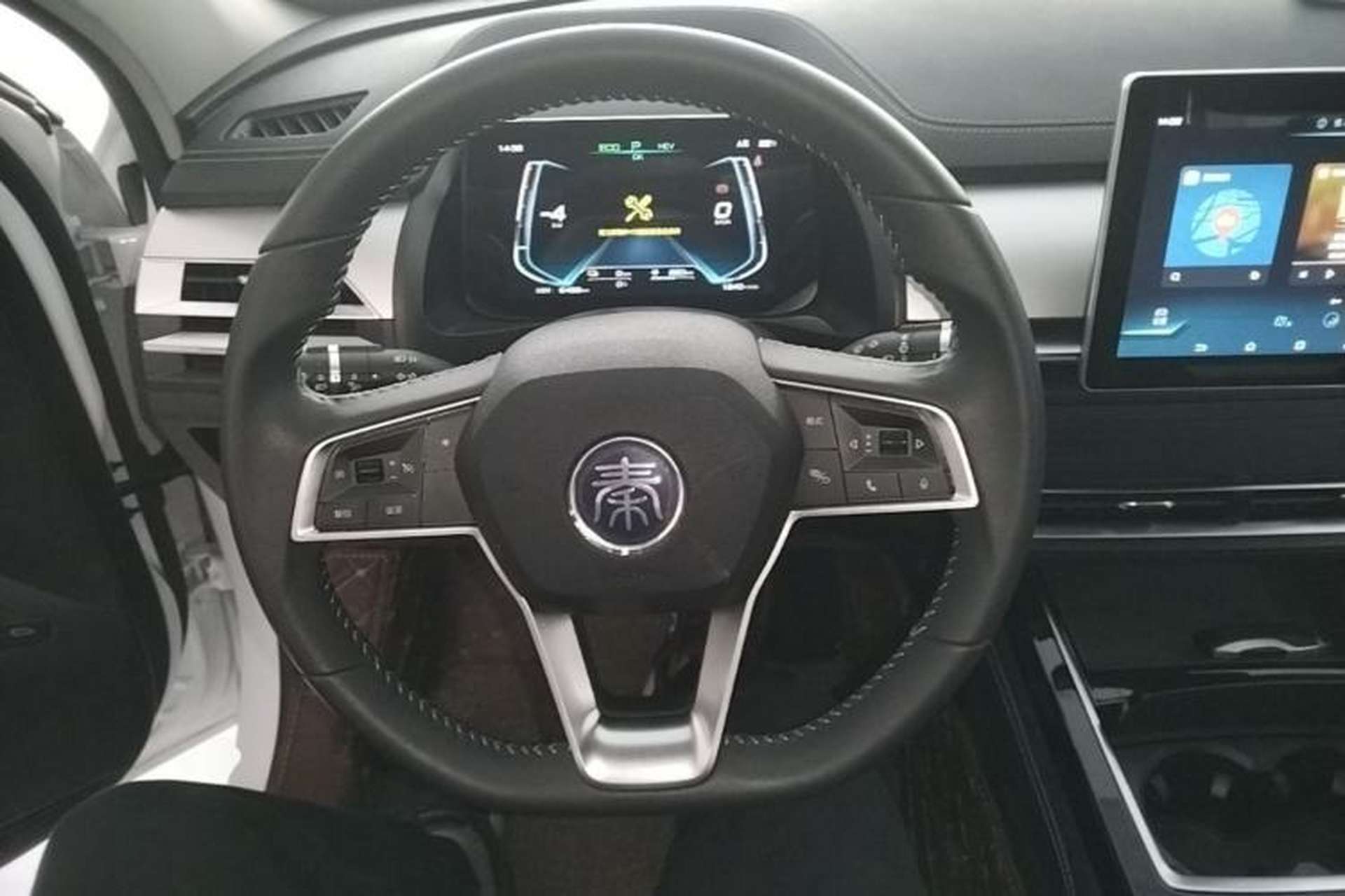 Used BYD Qin Pro New Energy 2019 DM Super Edition 1.5TI Automatic Smart Connect X-Trail Model China VI Standard Steering Wheel