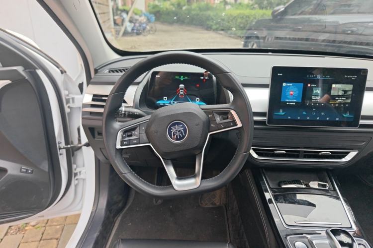 Used BYD Qin Pro New Energy 2019 DM Super Edition 1.5TI Automatic Smart Connect X-Trail Model China VI Standard Steering Wheel