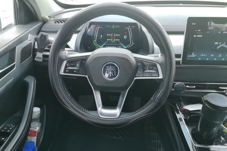 Used BYD Qin Pro New Energy 2019 EV Super Edition Standard Version Smart Connect Leading Style Steering Wheel