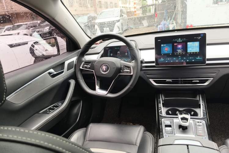 Used BYD Qin Pro New Energy 2019 DM Super Edition 1.5TI Automatic Smart Connect X-Trail Model China VI Standard Steering Wheel