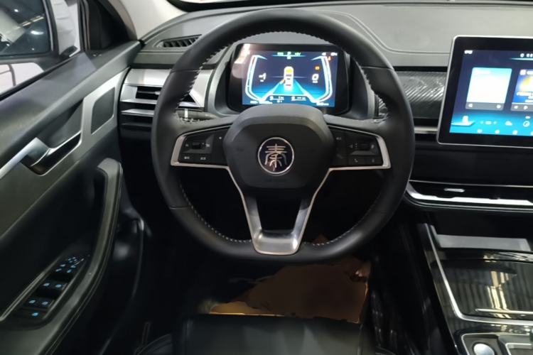 Used BYD Qin Pro New Energy 2019 DM Super Edition 1.5TI Automatic Smart Connect X-Trail Model China VI Standard Steering Wheel