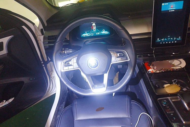 Used BYD Qin Pro New Energy 2019 DM Super Edition 1.5TI Automatic Smart Connect X-Trail Model China VI Standard Steering Wheel