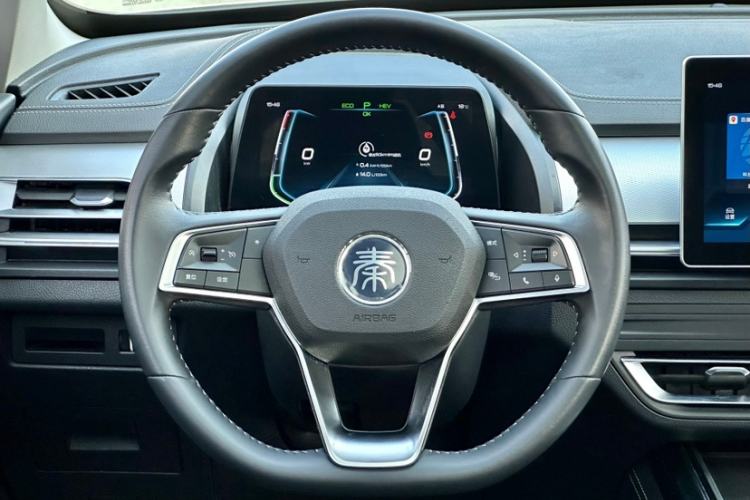 Used BYD Qin Pro New Energy 2019 DM Super Edition 1.5TI Automatic Smart Connect X-Trail Model China VI Standard Steering Wheel