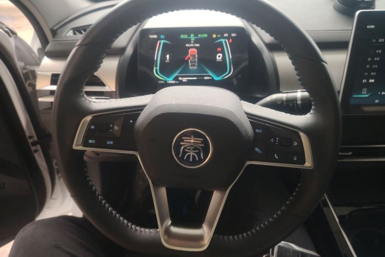Used BYD Qin Pro New Energy 2019 EV Super Edition Standard Version Smart Connect Leading Style Steering Wheel