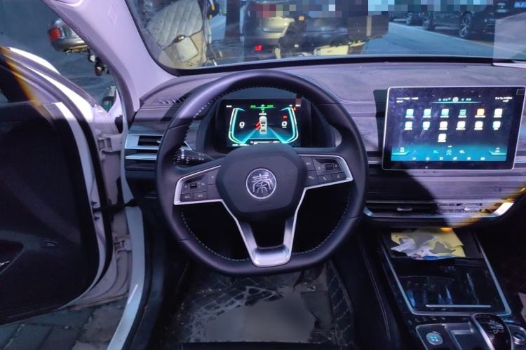 Used BYD Qin Pro New Energy 2019 EV Super Edition High-Power Long-Range Smart-Connected Leading Model Steering Wheel