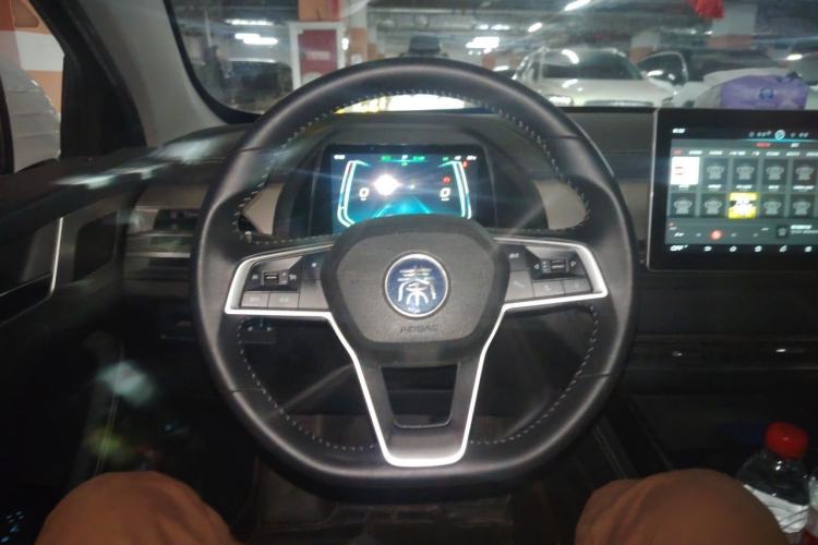 Used BYD Qin Pro New Energy 2019 EV Super Edition Standard Version Smart Connect Leading Style Steering Wheel